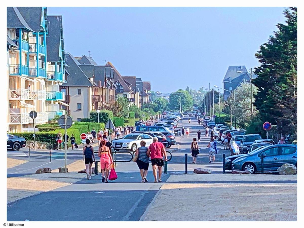 Cabourg, Appartement Plain Pied Avec Terrasse Acces Direct A La Plage Exterior foto
